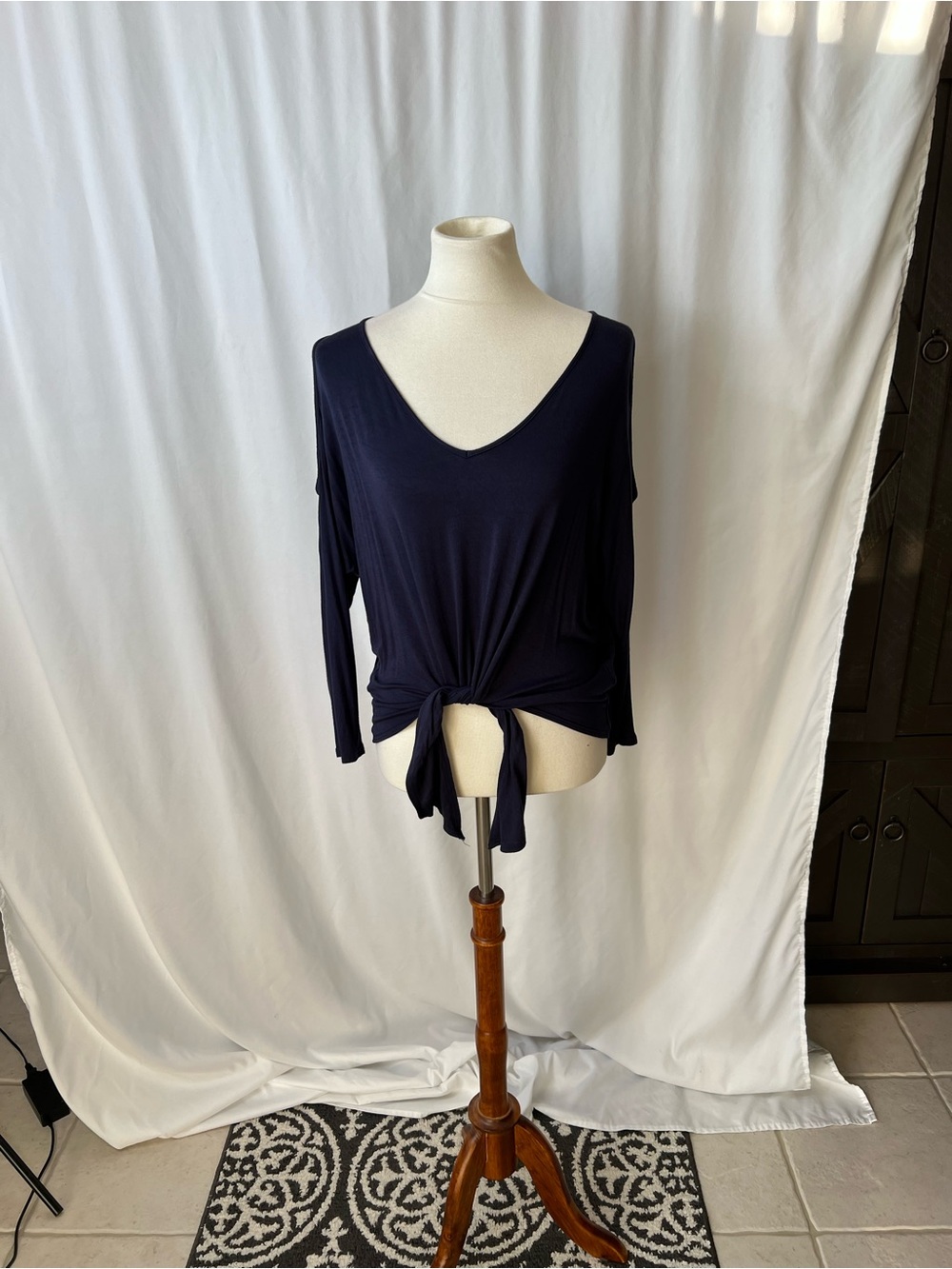 🖤 Boston Proper Tie-Front Top – Navy Blue 3/4 Sleeve (Size M)